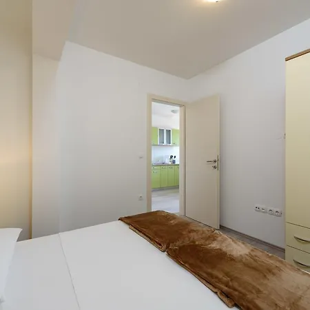 Apartment Robi