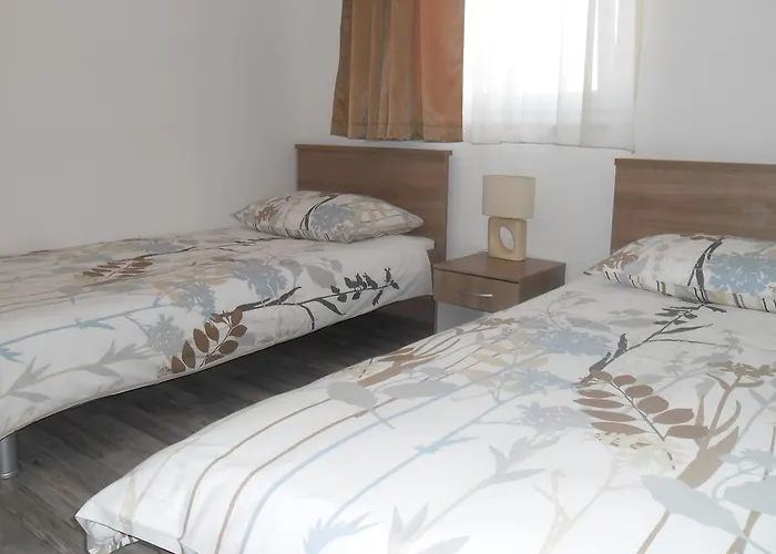 Robi Trogir