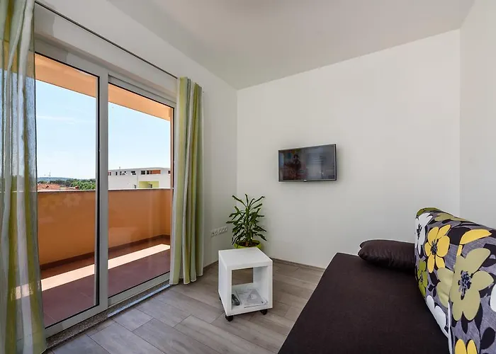 Apartamento Robi *