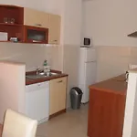 Robi 트로기르